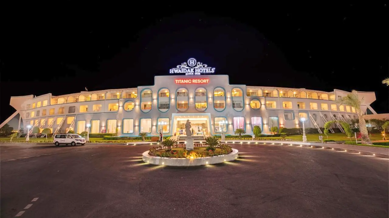 Titanic Aqua Park - Families and Couples only